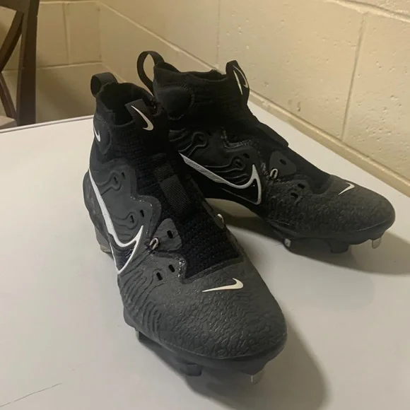 Nike | Shoes | Blackwhite Nike Footballbaseball Cleats Wore  display picture 1